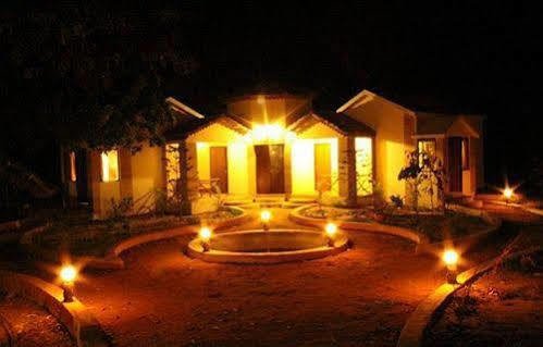 Wildflower Resort Tāla Exterior foto